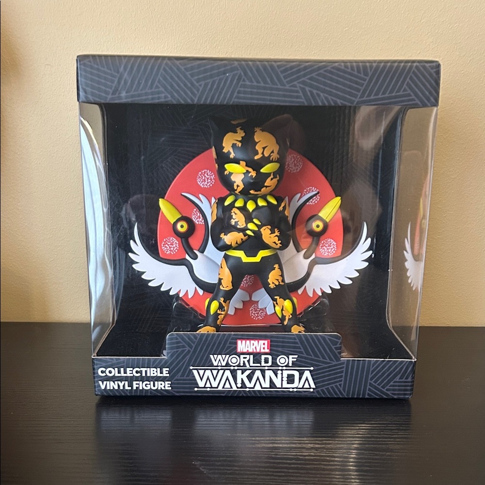 Disney Parks Marvel World of Wakanda Collectible Vinyl Figure